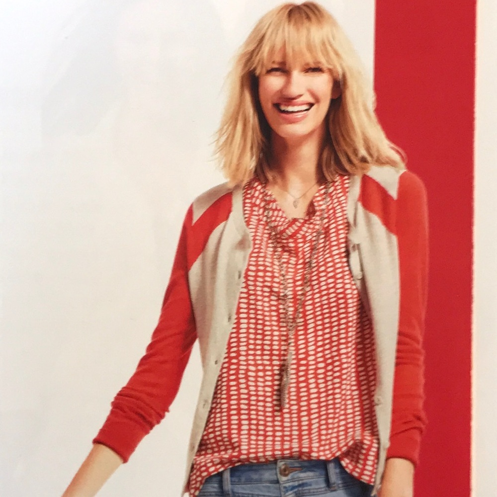 NEW LISTING. Adorable Cabi Top & Cardigan
